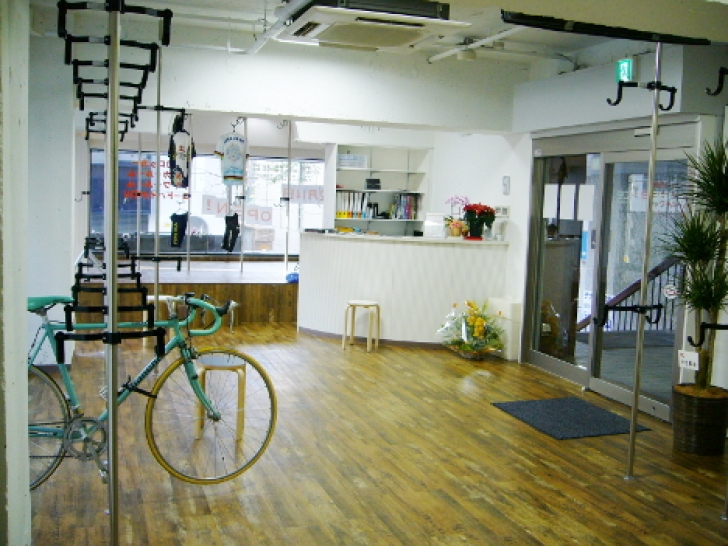 「THE SPACE」店内の様子