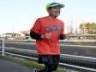 神奈川）８０歳でホノルルマラソン完走、胃がん乗り越え